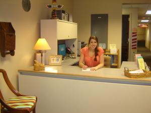 student signing up for a tutor in learning services