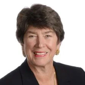 aggie bennet headshot