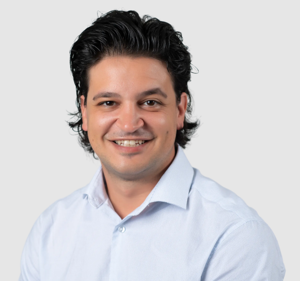 Niko Antonellos headshot