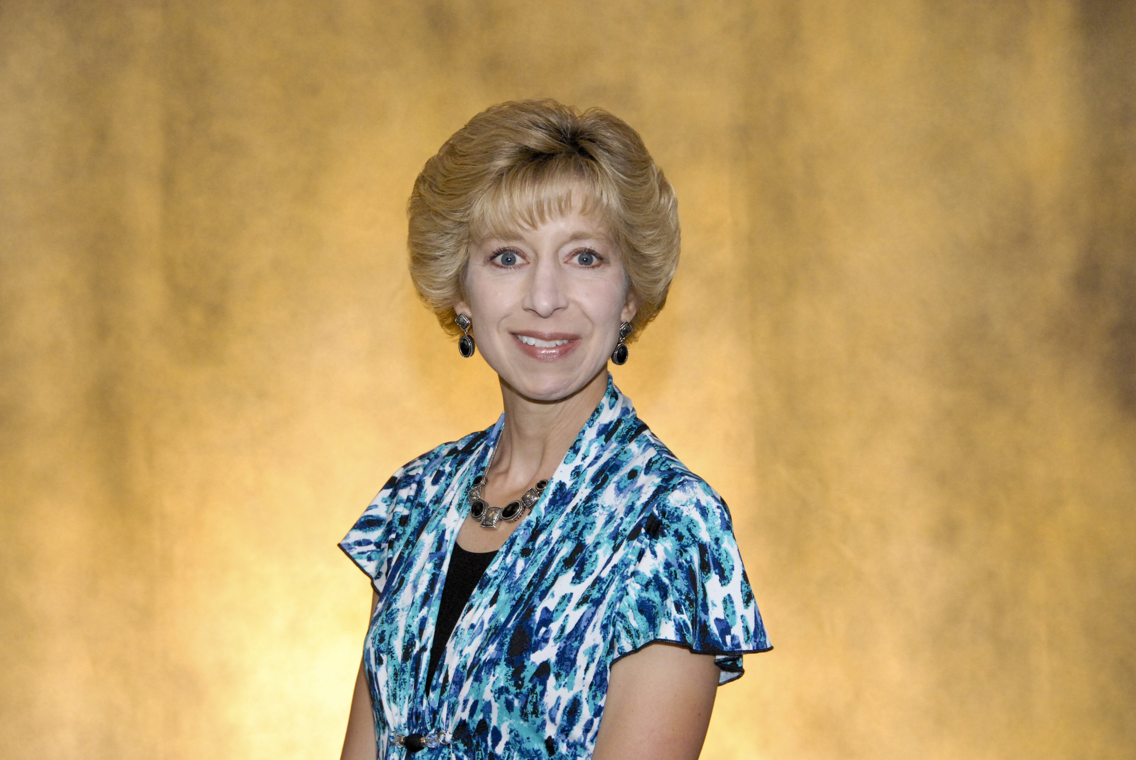 Portrait of Wendy K. Martin, Science Education Outreach Director