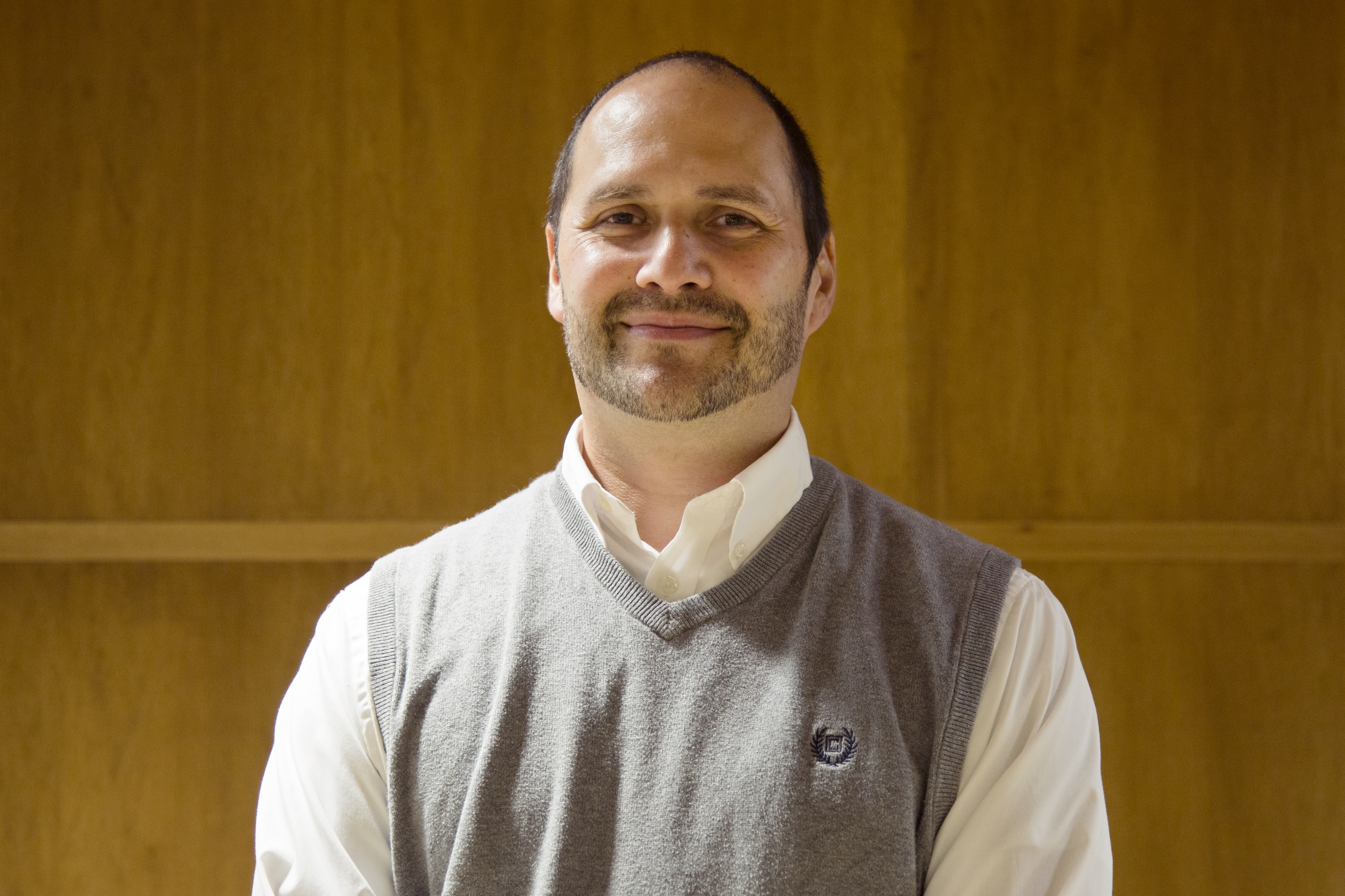 Dr. Peter R. Licona