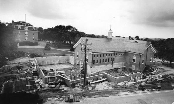 zug under construction in 1965