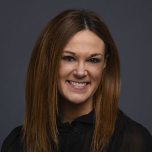 Keri Straub Headshot